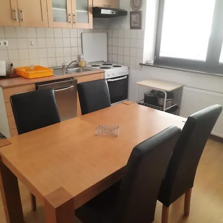 Apartman Ady Apartment *